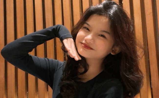 Profil Lengkap Serafina Karamoy: Adik Davina yang Menarik Perhatian Netizen